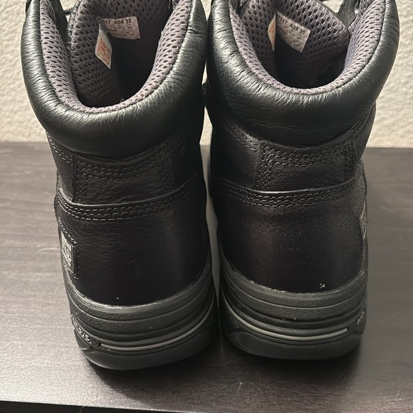 Timberland pro Helix 6” composite safety toe work boot - Picture 4 of 13